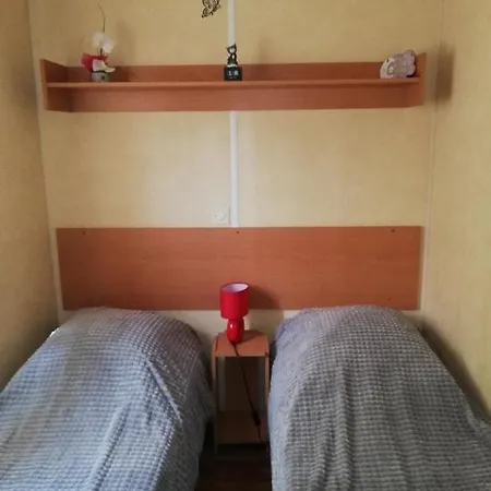 Gorges Du Verdon 3 Etoiles Proche Du De Ste Croix Nbres Activites Nautiques Randonnees Entoure De Champs De Lavandes 4 Pers Campeggio